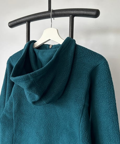 Patagonia　HOODED FLEECE