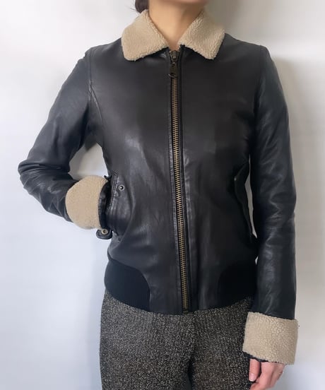 00s woman's leather boa jacket