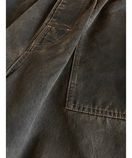 COMFORTABLE REASON "Botanical Wax Aging Shorts"