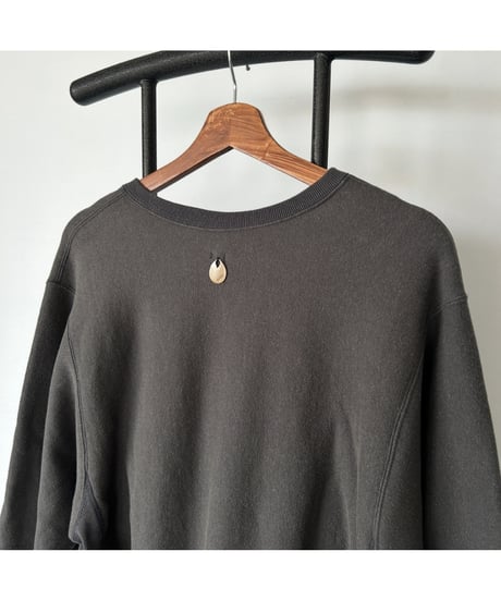 NAM "Accordion Worn Neck Sweat"