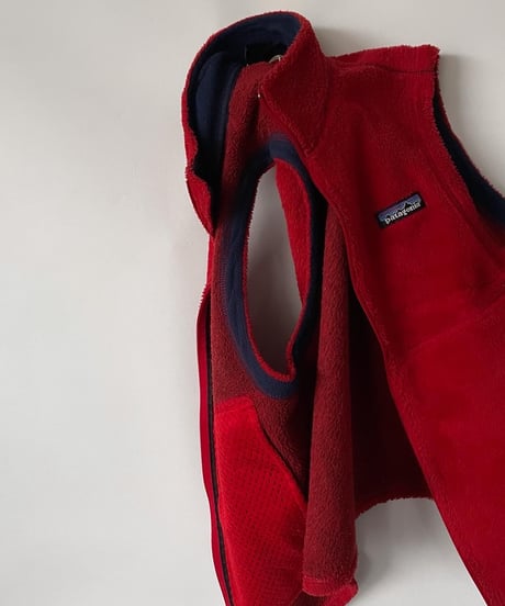 2000s Patagonia regulator zip vest XS