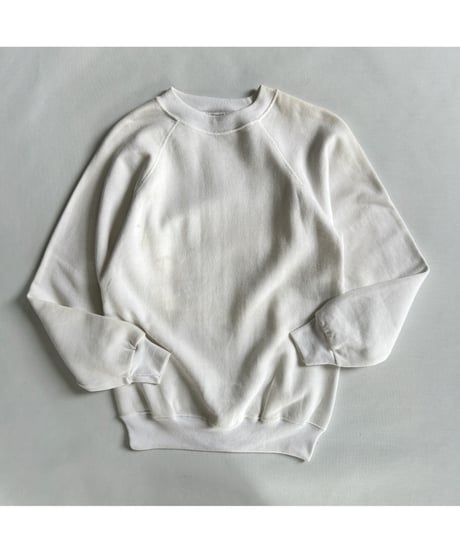 Dead stock 80s Raglan sleeve sweat