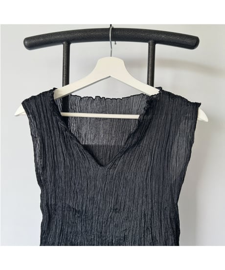 Pleats Tops Black