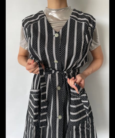 europe vintage  dot dress