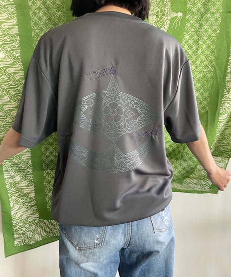 rajabrooke "WAU LOGO TEE"