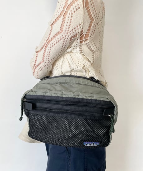 2001s patagonia "HIP CHEST PACK"