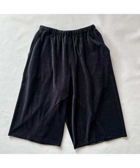 ANDER "VELOUR BACK CURVY CROPPED PANTS"