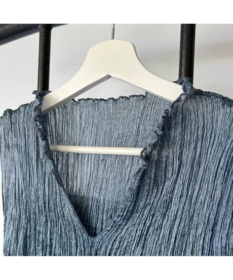 Pleats Tops Blue