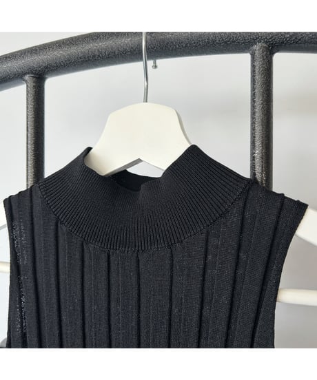 Cross Hem High neck TOPS