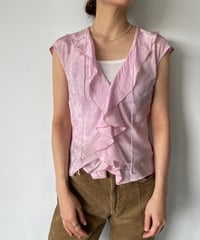 Sleeveless ruffle blouse
