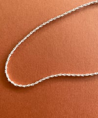 DEAD STOCK Vintage Italy 925 tiny chain necklace double twist 11