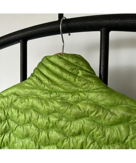2011s patagonia down pullover jacket