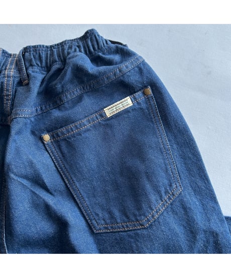 COMFORTABLE REASON "Reactive Dyed Denim"