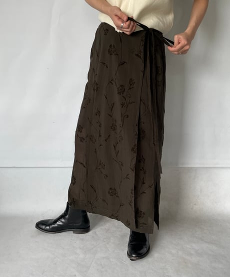 Flocky flower wrap skirt