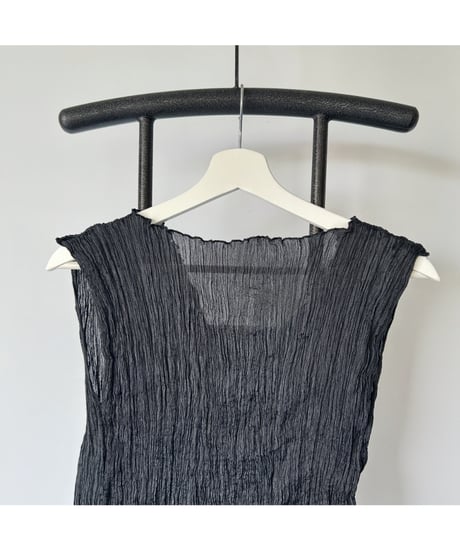 Pleats Tops Black