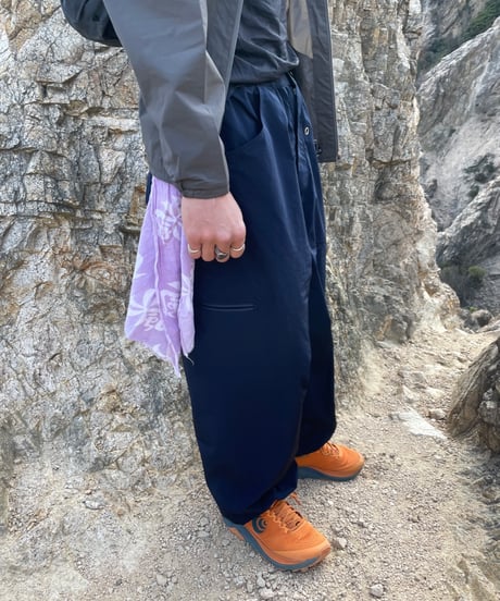 rajabrooke WIND BREAKER PANTS "NAVY"
