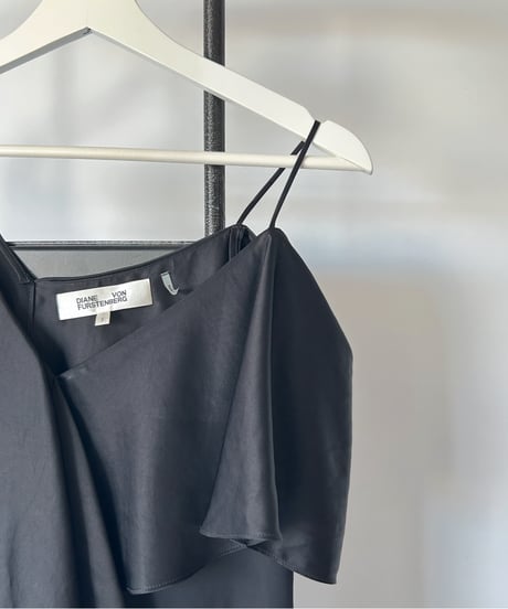 Asymmetry Frill tops