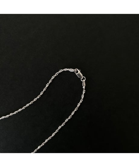 DEAD STOCK Vintage Italy 925 tiny chain necklace double twist 11