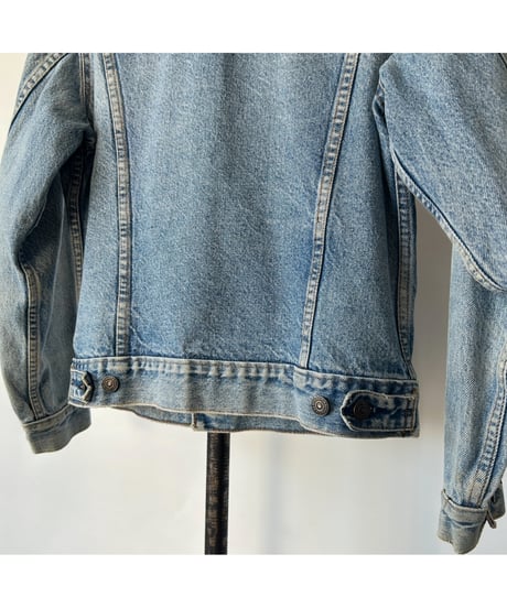 80s Levi's denim jacket