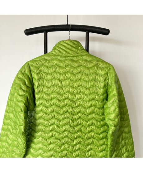 2011s patagonia down pullover jacket