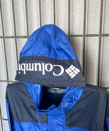 DEAD STOCK Columbia Challenger Windbreaker S