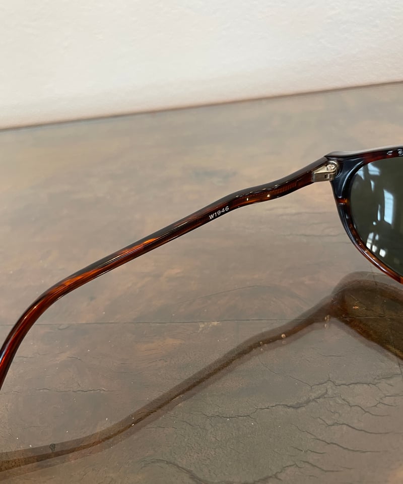 90s B&L RAY-BAN W1946 | Clout