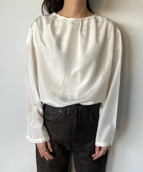 euro vintage back zip blouse