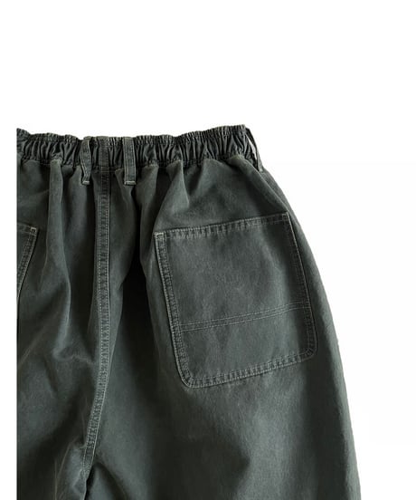 COMFORTABLE REASON "Botanical Wax Aging Shorts"