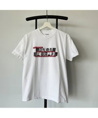 00s MILWAUKEE ART MUSEUM "Smiled At An Unfamiliar Face？" Tee