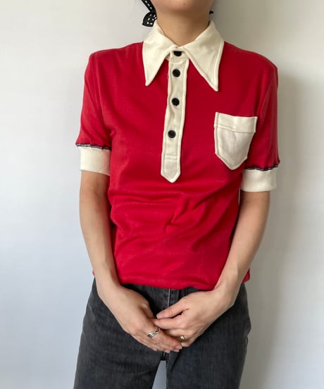 Europa Vintage collar tops