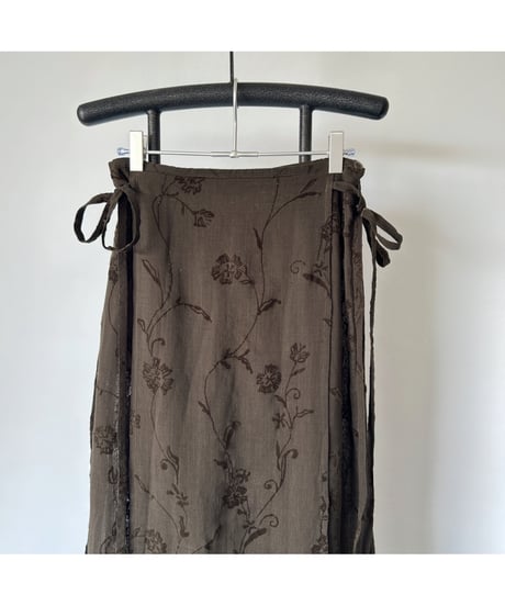 Flocky flower wrap skirt