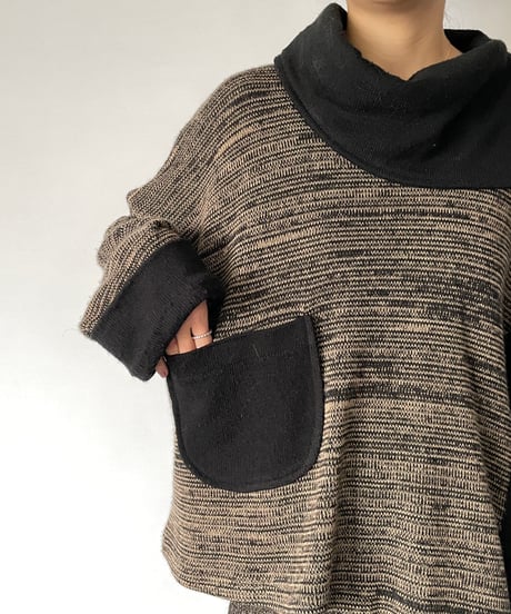 Europe Vintage asymmetry knit