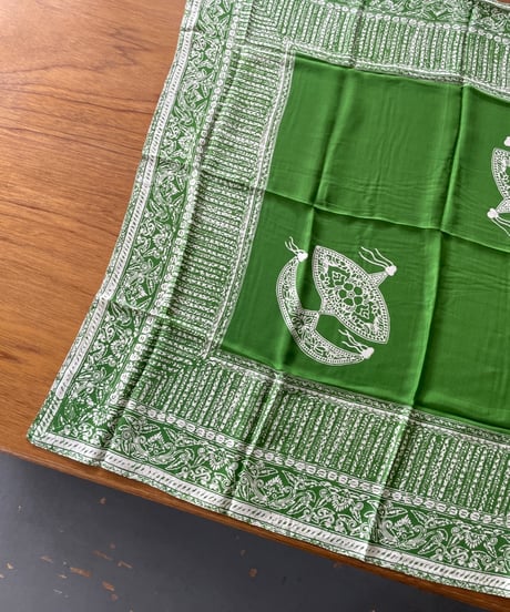 rajabrooke "BATIK WAU SCARF"  lt.hijau