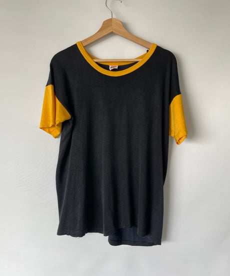 60s numbering tee