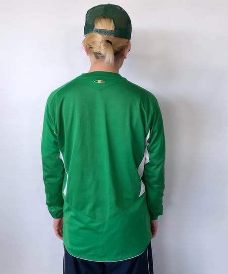 04-06s Ireland L/S football shirt M