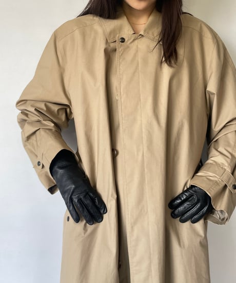 Vintage leather glove