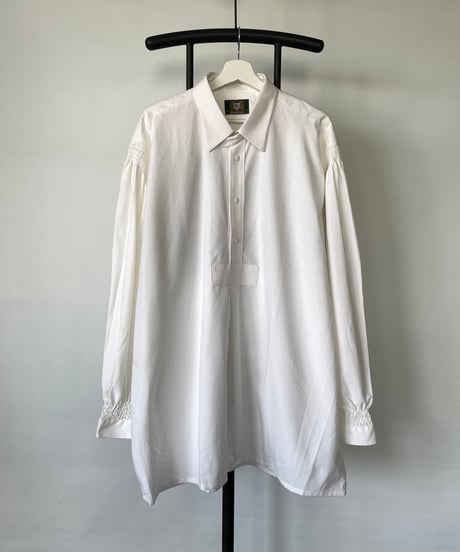 DEAD STOCK 90s Europe gathers pull over