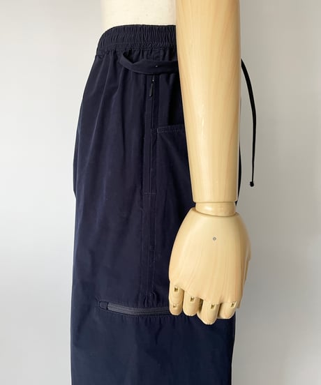 rajabrooke WIND BREAKER PANTS "NAVY"