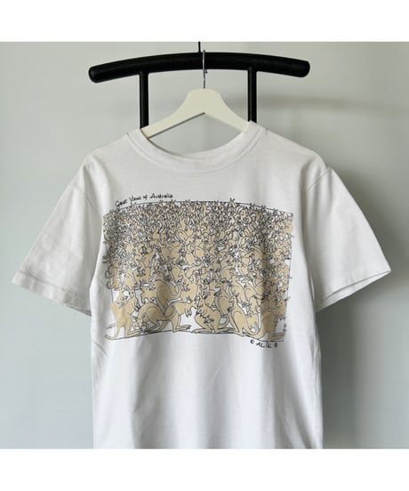 87s Kangaroo Tee