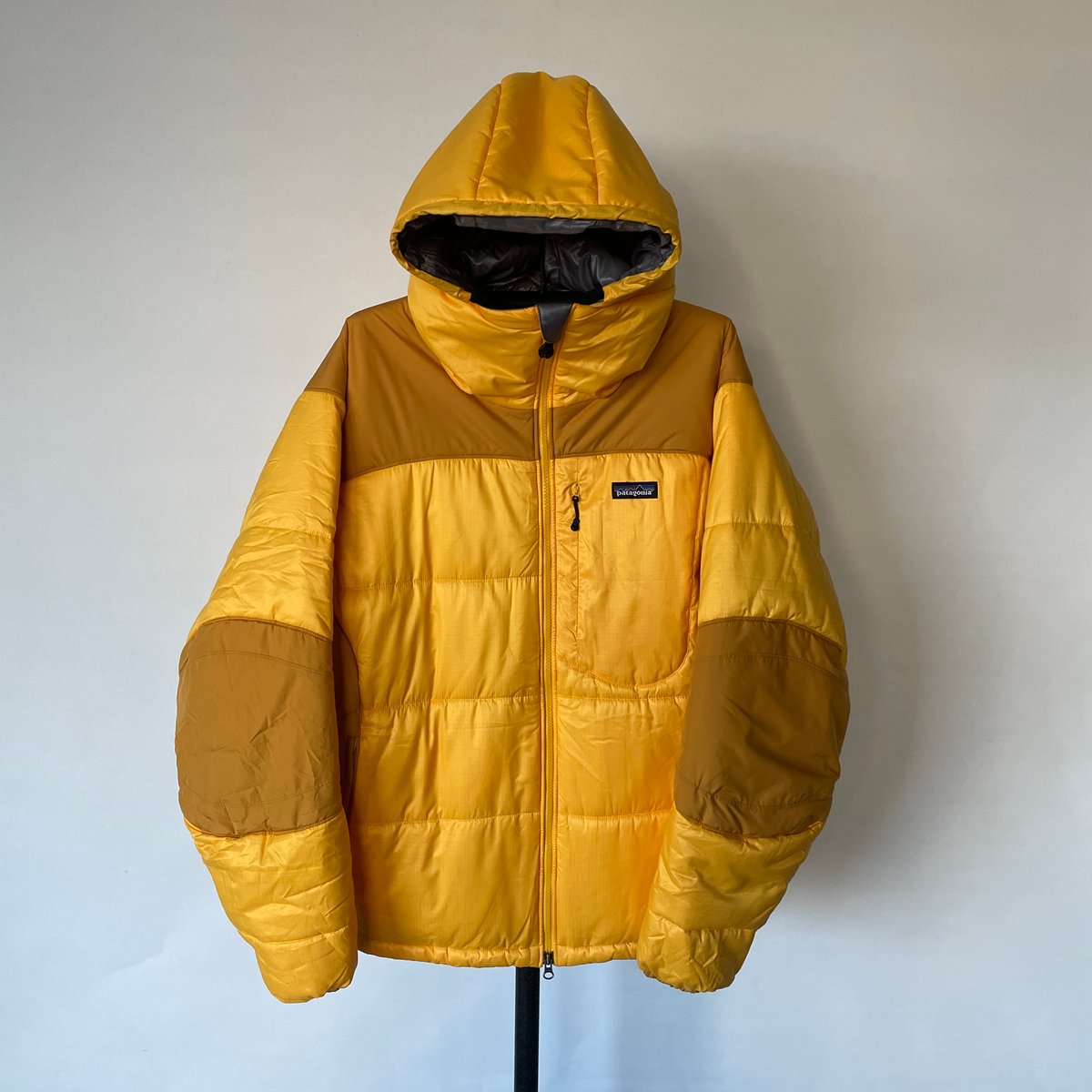 DEAD STOCK 08s patagonia DAS PARKA 