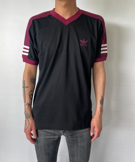 DEAD STOCK 90s adidas V neck s/s tee S