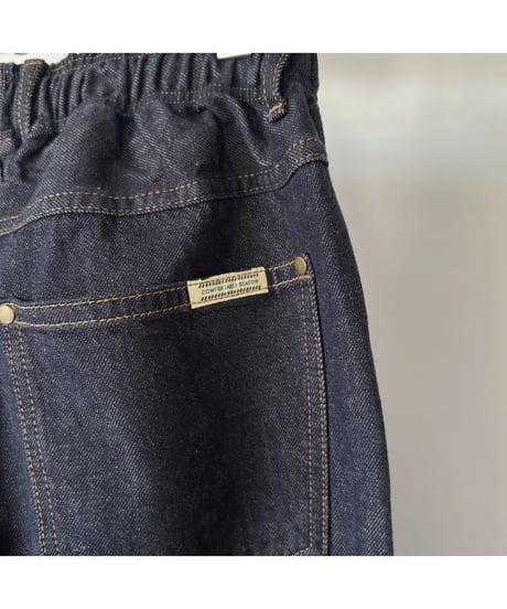COMFORTABLE REASON "Reactive Dyed Denim"