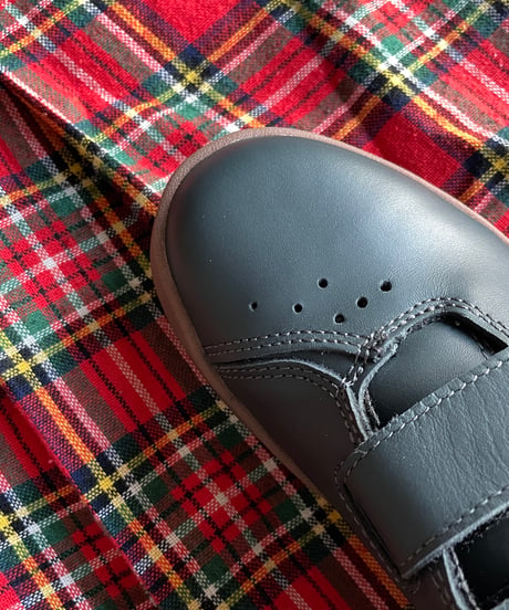 AREth I (velcro) "deep green leather"