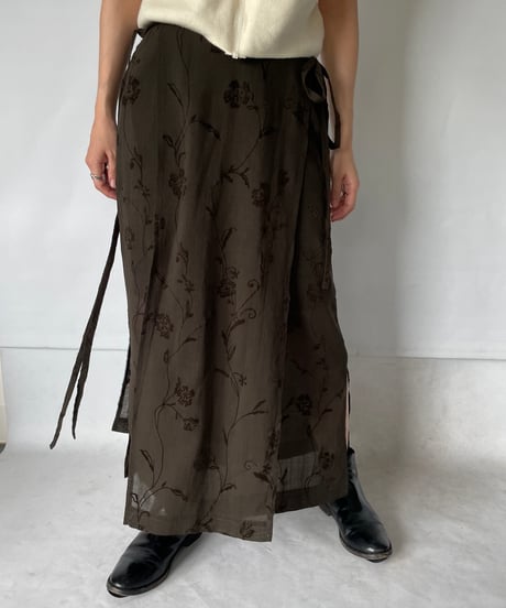 Flocky flower wrap skirt
