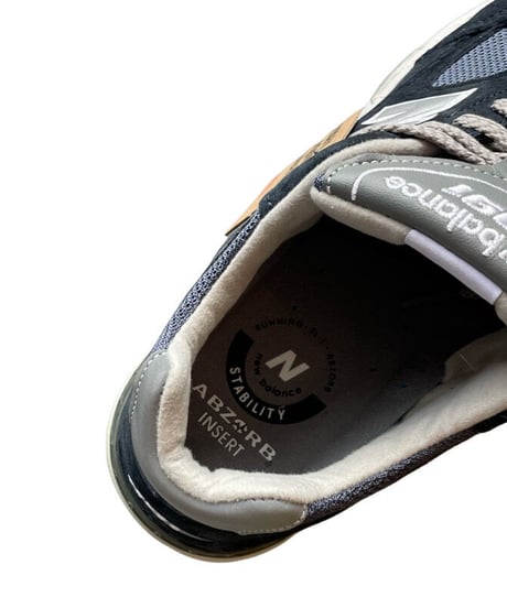 new!! New balance 991 navy