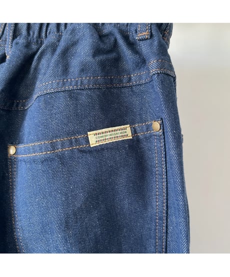 COMFORTABLE REASON "Reactive Dyed Denim"