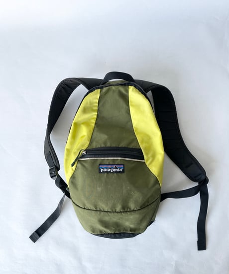 2001s patagonia DAY PACK