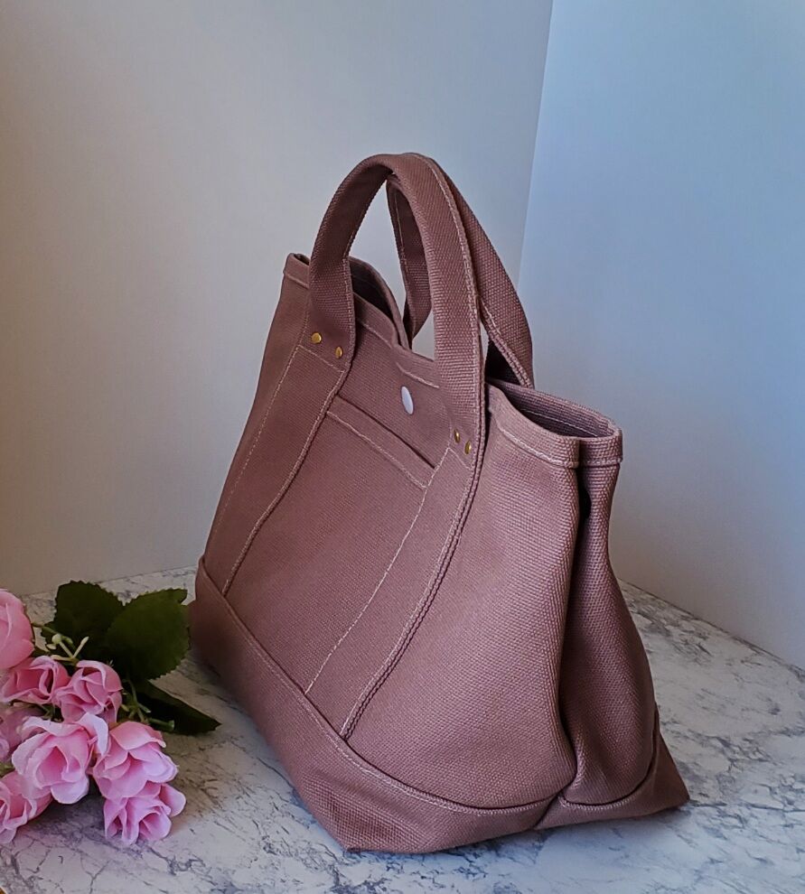8号帆布♡ベーシック横長♡トートバッグ♡黒×シェルピンク♪ ☆ハンドメイド 8号帆布♡ベーシック横長♡トートバッグ♡黒×シェルピンク♪ ☆