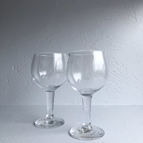 LAN wine glass chubby