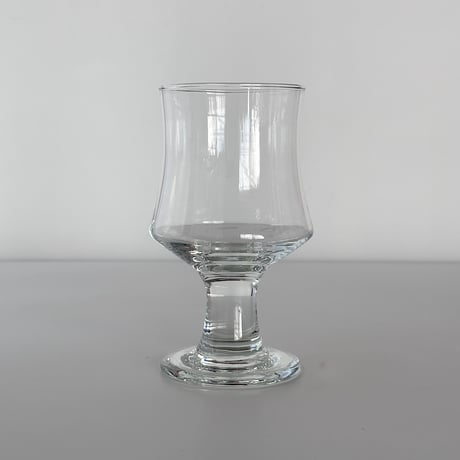 thick stem wine glass Neterlands 80s